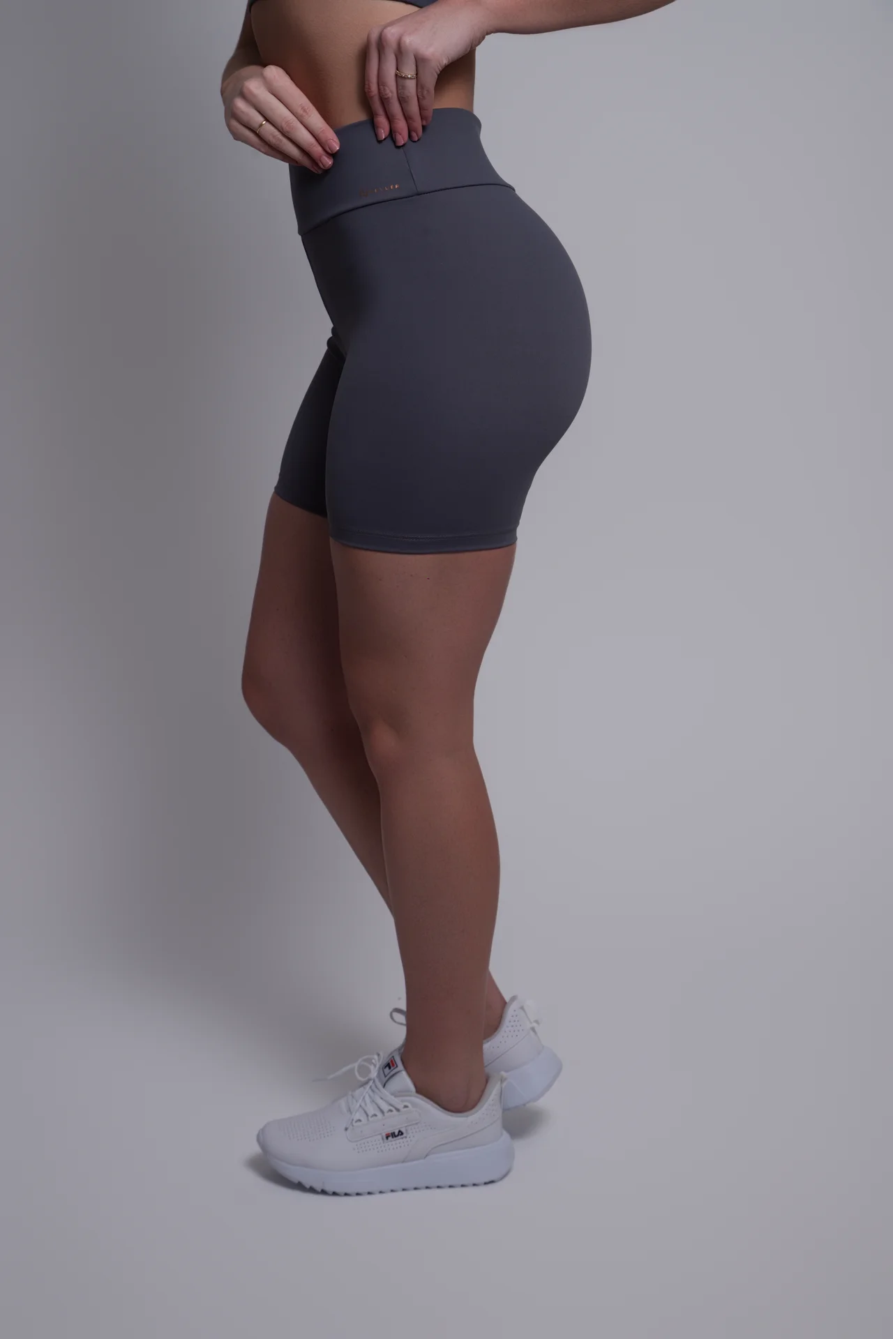 Conjunto Sculpt NEVUÉR — Cinza · lateral