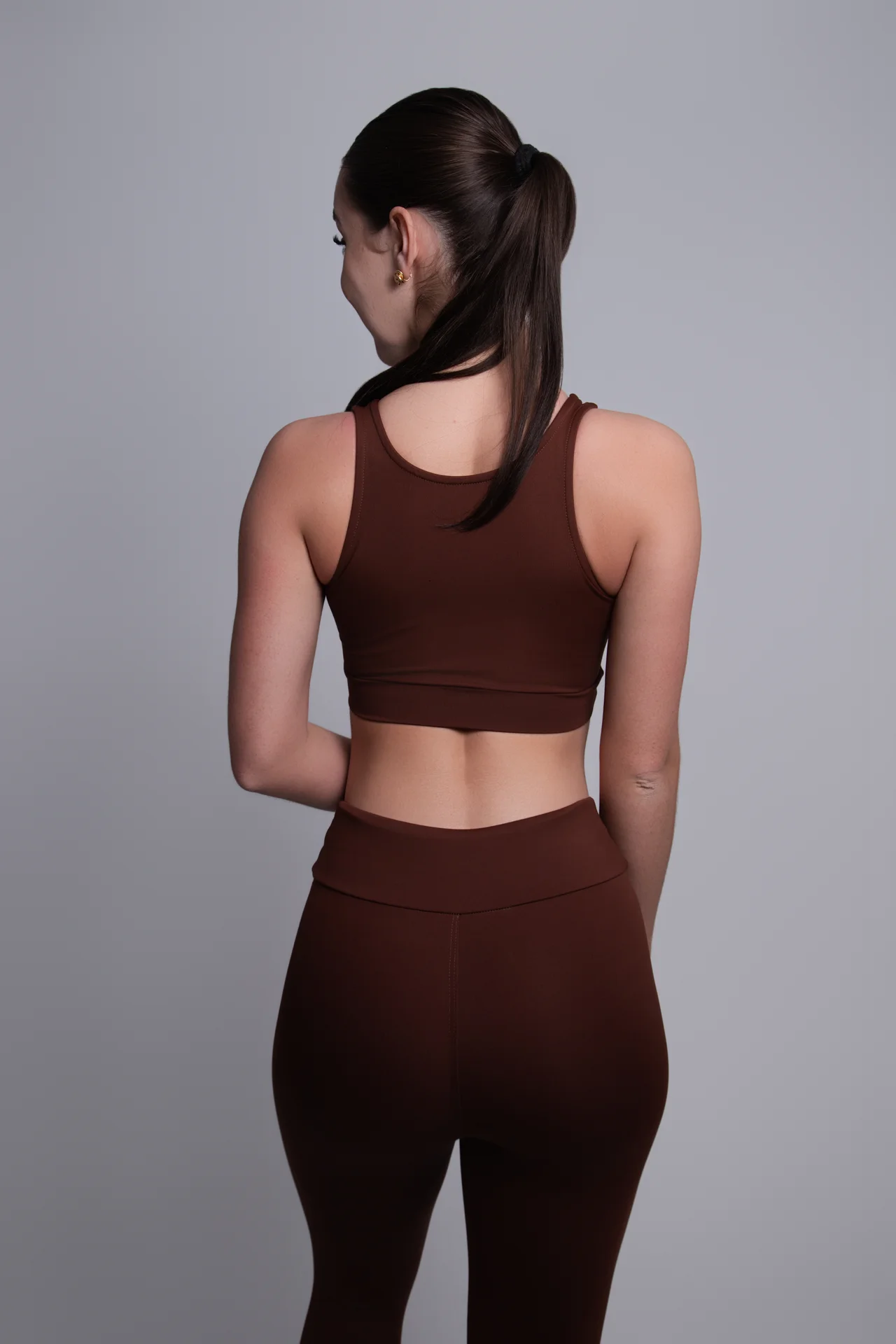 Conjunto Sculpt NEVUÉR — Marrom Chocolate · costas