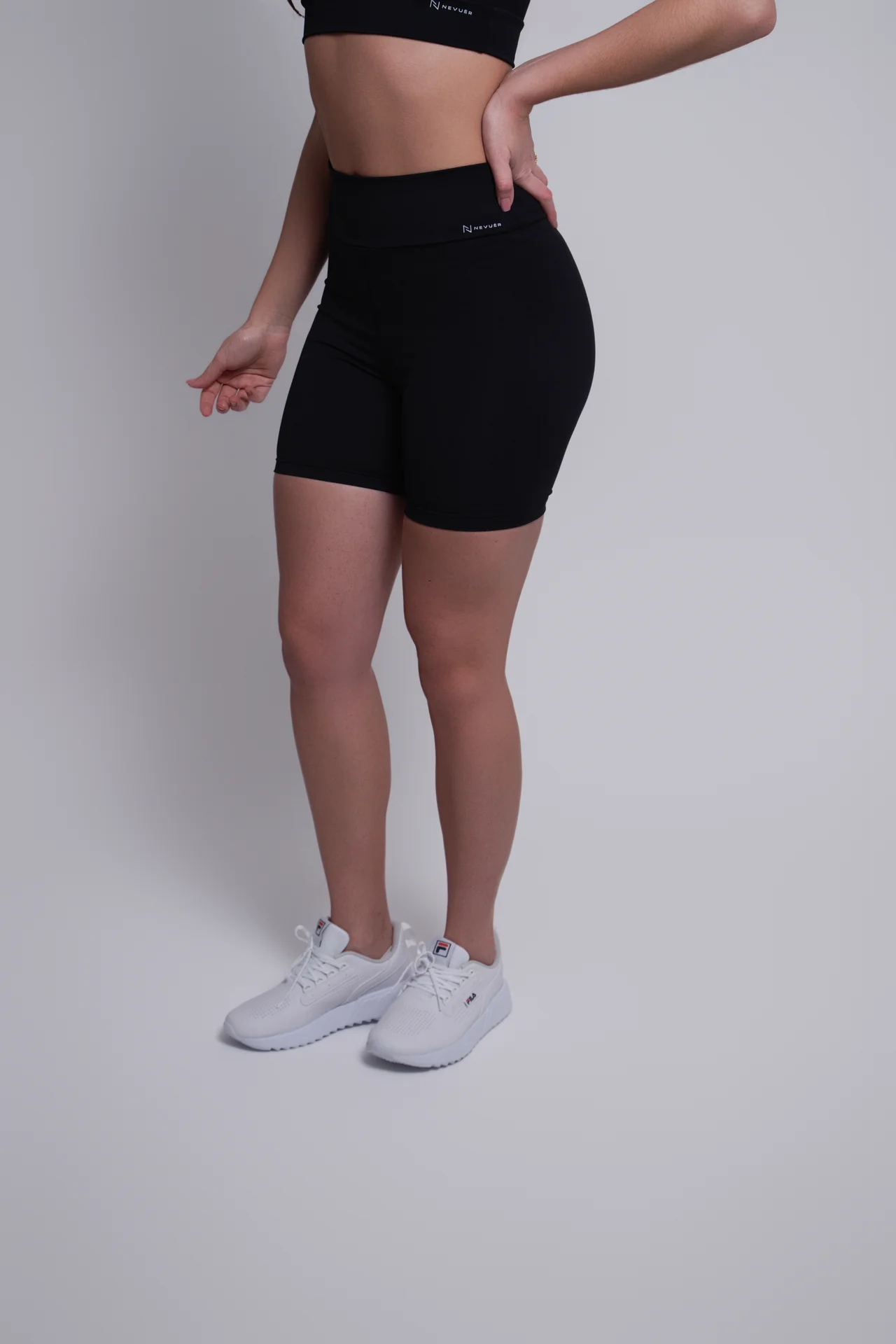 Conjunto Sculpt NEVUÉR — Preto · lateral