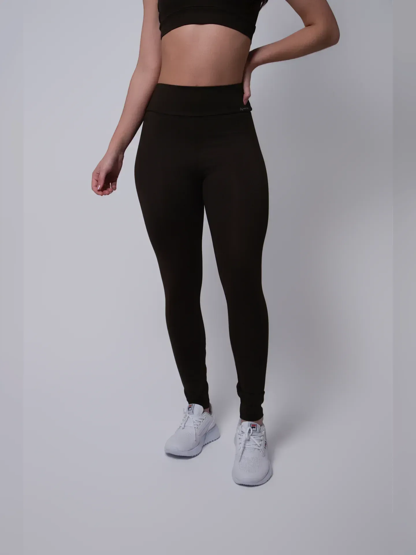 Conjunto Sculpt Legging NEVUÉR Marrom Café